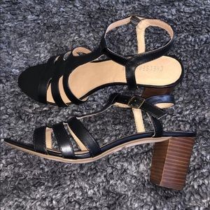 ModCloth Chelsea Crew SZ 41/US 10 Kendall Sandal